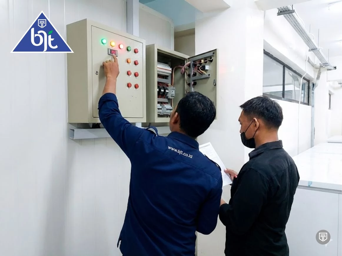 Sistem Monitoring Suhu Gudang Pendingin 